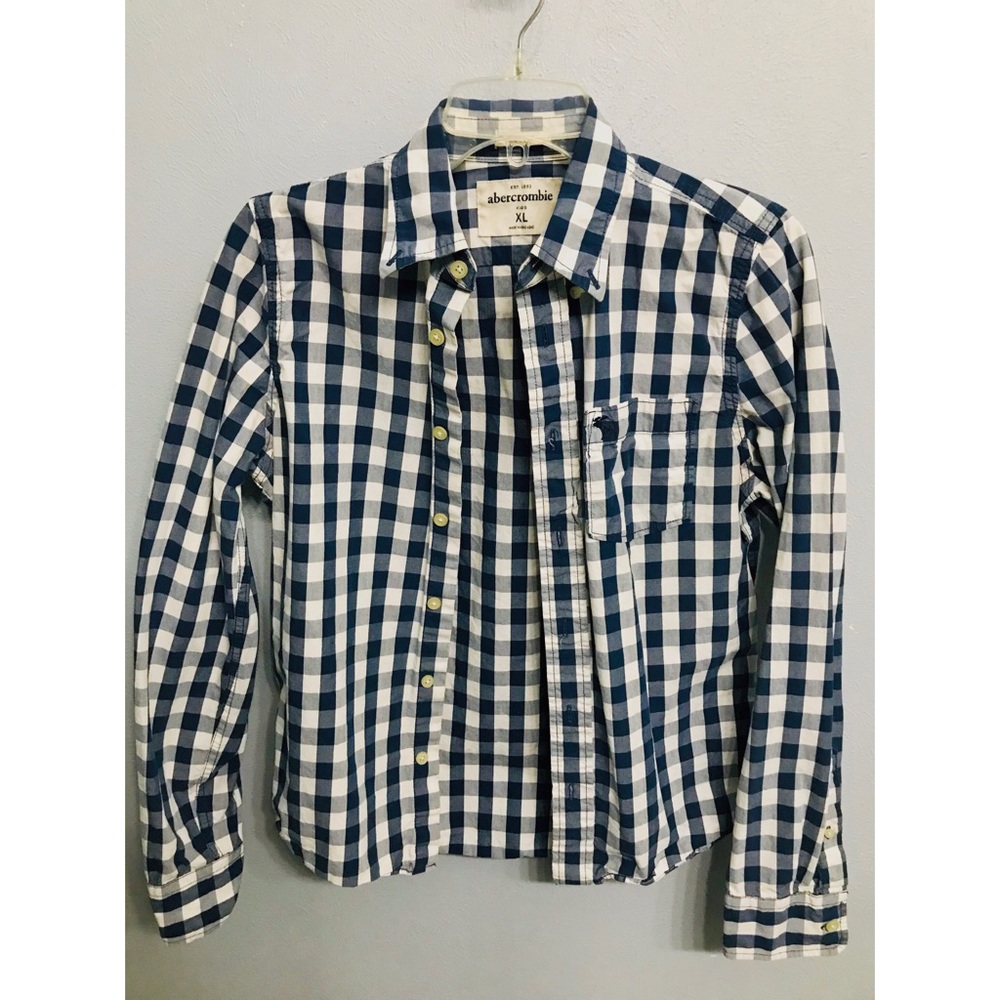ABERCROMBIE UNISEX Flannel button down shirt.